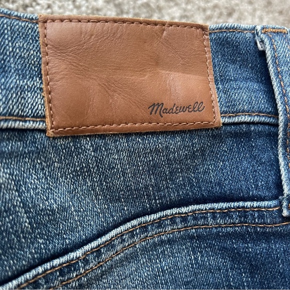 Madewell High Rise Distressed Ankle Skinny Jeans Asymmetrical Hem Women’s 28 - Picture 9 of 17